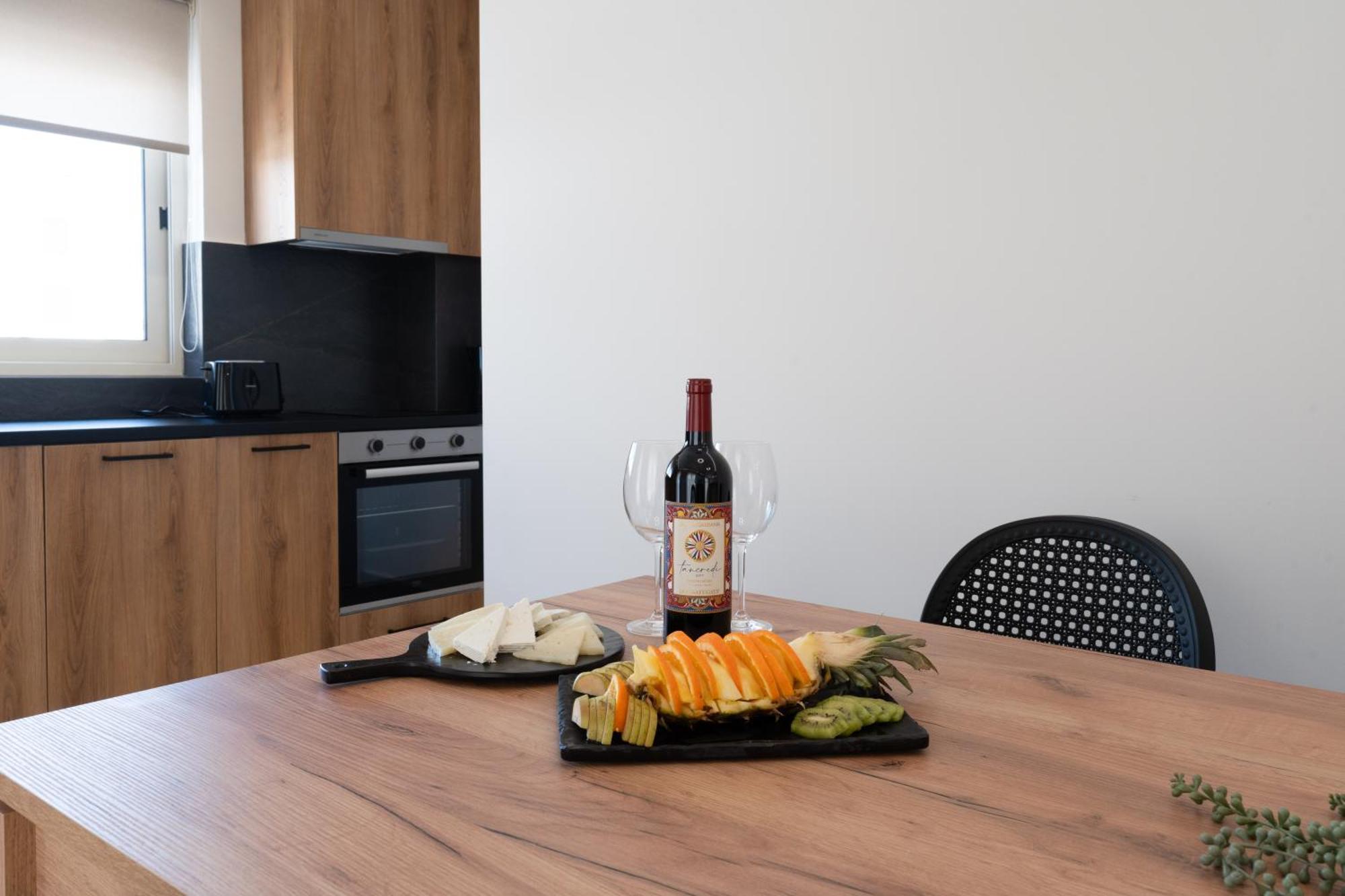 Kooba Luxury Apartments Gazi Екстериор снимка